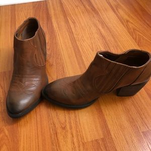 Ron brown leather boots